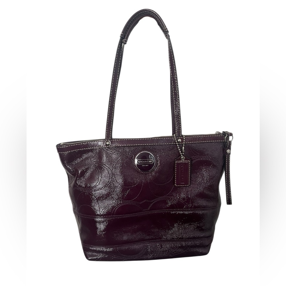 VINTAGE COACH‎ BURGUNDY PURPLE PATENT LEATHER EMBOSSED LOGO TOTE SHOULDER BAG